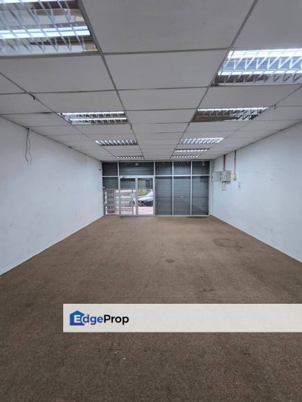 Jalan sasa x @ Taman Gaya Shoplot , Johor, Ulu Tiram
