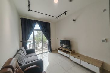 SKS Habitat Apartment, Larkin