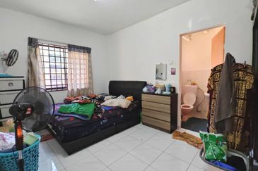 Lily & Jasmine Apartment