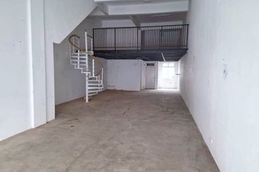 Taman Mount Austin Commercial