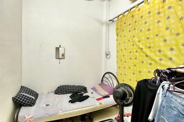 Taman Pulai Utama Flat