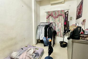 Taman Pulai Utama Flat