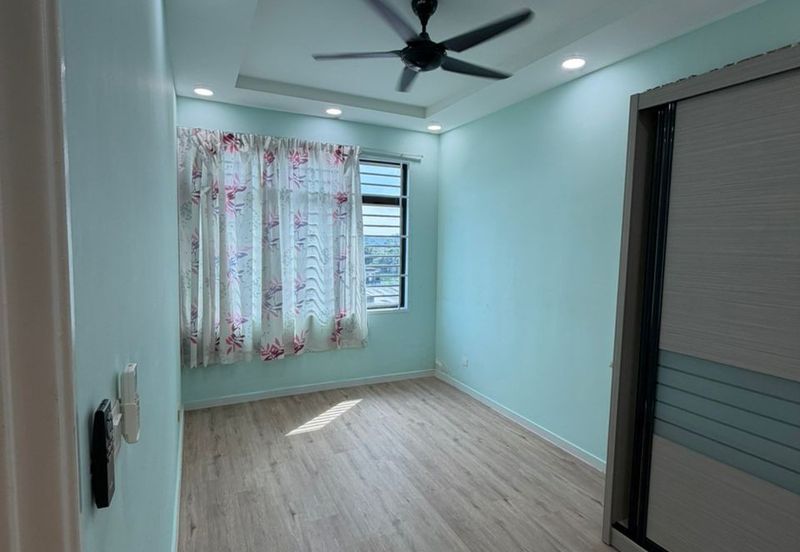 Sky Gardens Residences