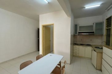 Villa Krystal, Bandar Selesa Jaya