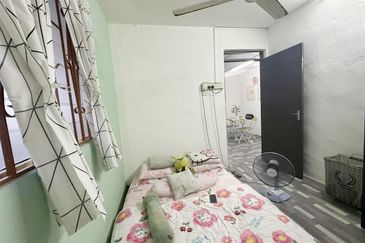 Flat Taman Ungku Tun Aminah