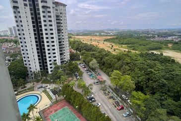 Mewah View Luxurious Apartments