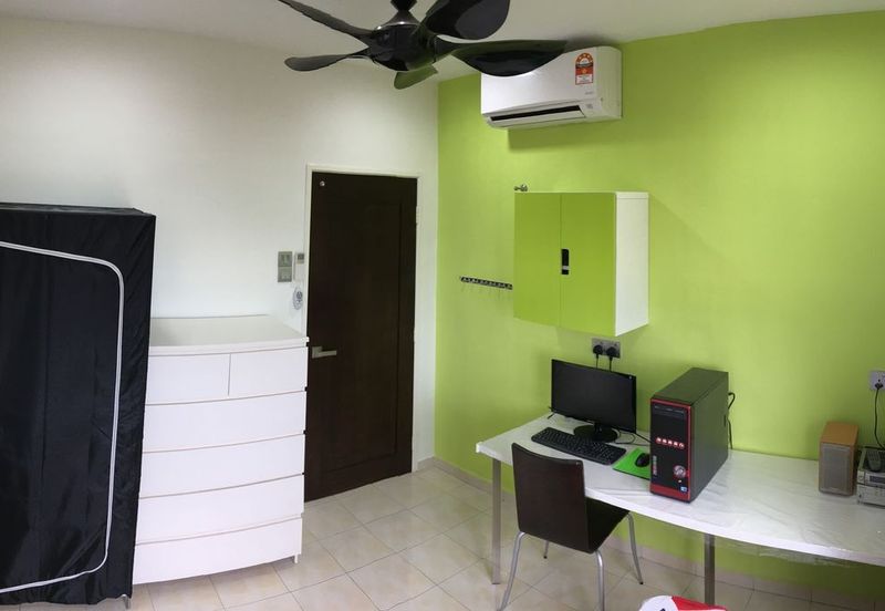 Indah Court Apartment