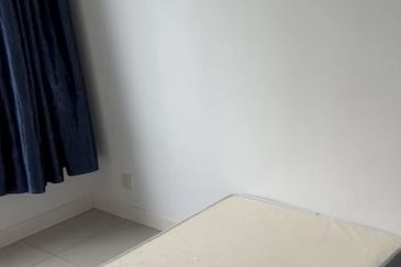 Dedaun Hijau (Greenfield Regency)