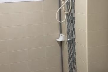 Dedaun Hijau (Greenfield Regency)