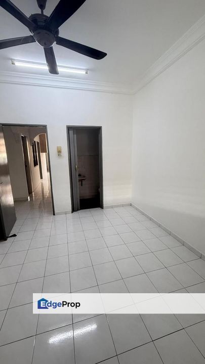 Single Storey Terrace @ Taman Universiti, Johor, Skudai