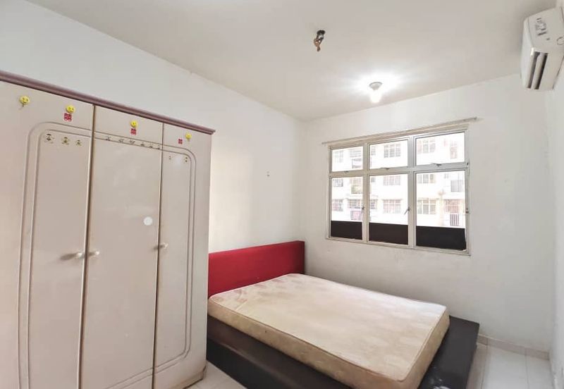 Villa Krystal, Bandar Selesa Jaya