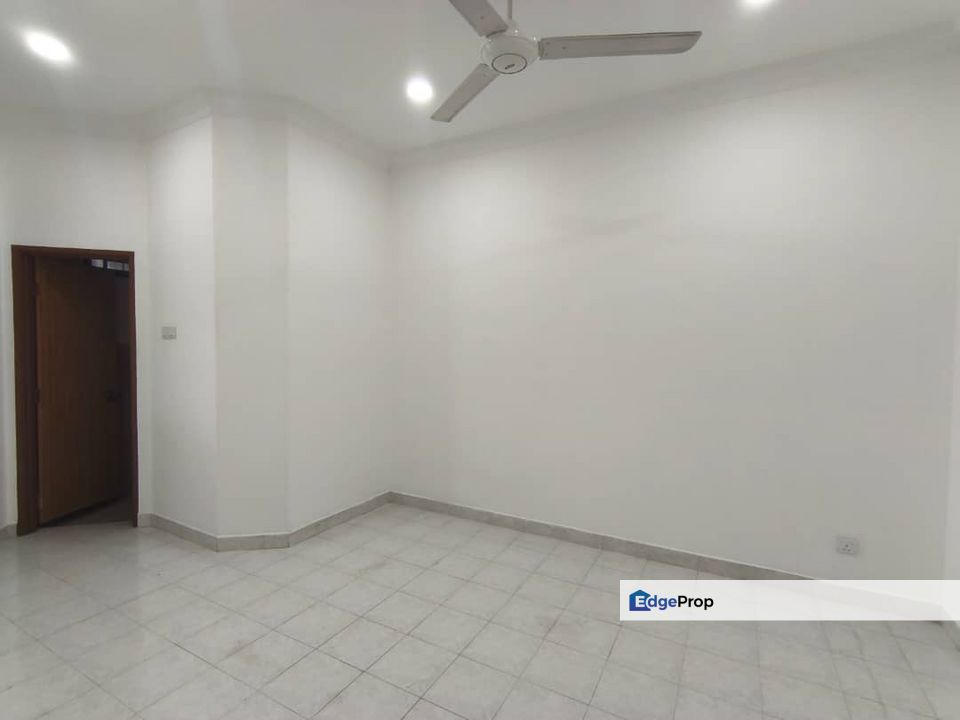 Nusa Jaya Mas House For Rent / 单层排屋出租, Johor, Skudai