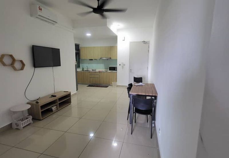 Meridin Bayvue Apartment