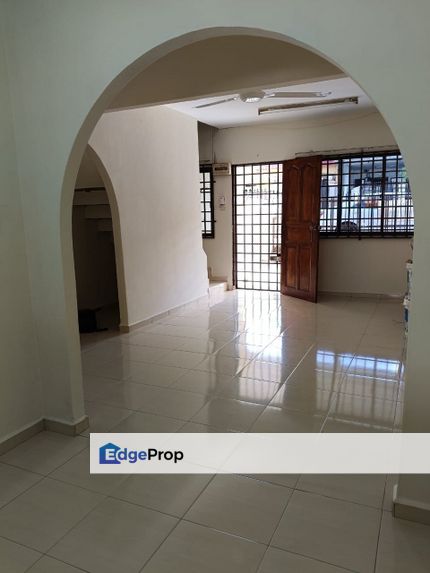 2 Rooms Landed House @ Damai Jaya For Rent , Johor, Skudai