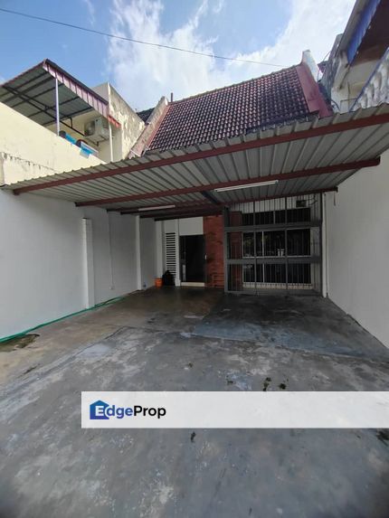 #4Rooms Landed House @ #PermasJaya 
For Rent, Johor, Permas Jaya/Senibong