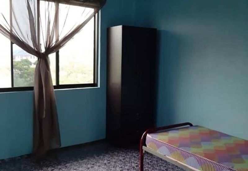 Lily & Jasmine Apartment