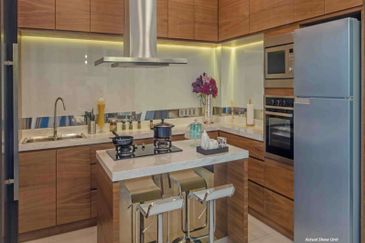 4-STOREY VILLA NEW IN JB OPEN FOR SALE ❕