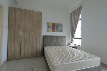 D'Summit Residences @ Kempas Utama