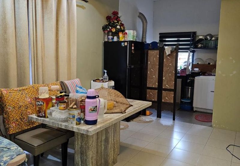 CORNER LOT FULL LOAN NEGERI SEMBILAN UNTUK DIJUAL ! 