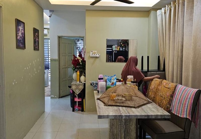 CORNER LOT FULL LOAN NEGERI SEMBILAN UNTUK DIJUAL ! 