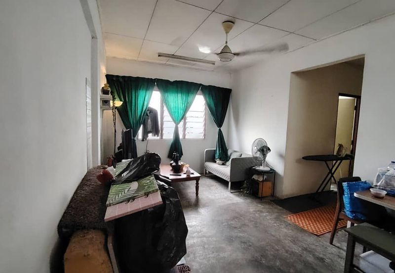 PLENTONG FLAT FULL LOAN FOR SALE ! 