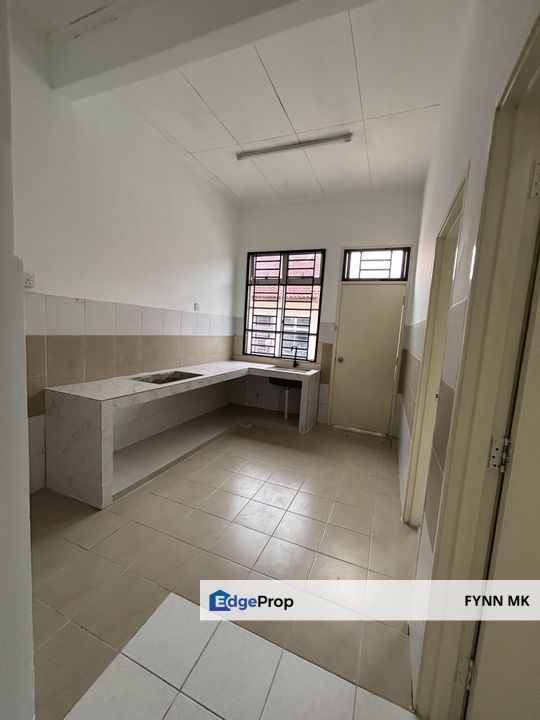 BANDAR PUTRA FULLY RENOVATED SINGLE STOREY, Johor, Kulai