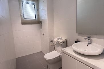 GARDEN CLUSTER HOME ISKANDAR PUTERI