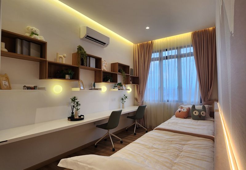 CLUSTER HOUSE ULU TIRAM KAZE HILL 