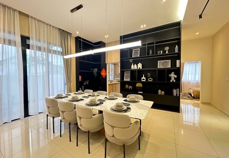 SEMI-D NEW HOUSE AT ULU TIRAM