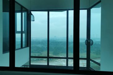 Almas Suites @ Puteri Harbour