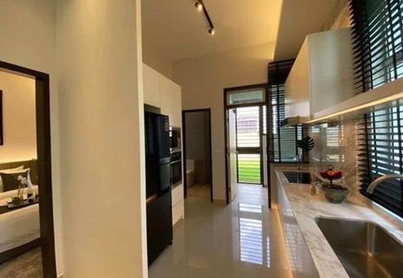 NEW HOUSE PASIR GUDANG