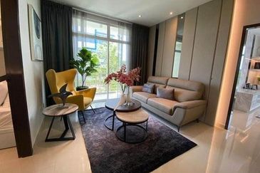 NEW HOUSE PASIR GUDANG