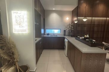 SERI AUSTIN NEW APARTMENT 