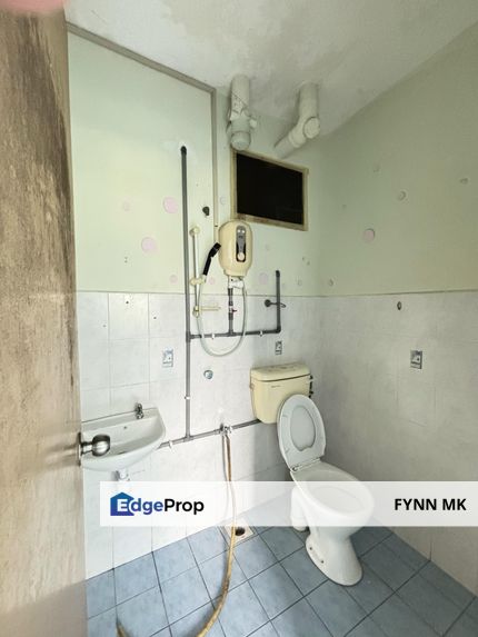 LOW FLOOR APARTMENT SKUDAI FOR SALE, Johor, Skudai