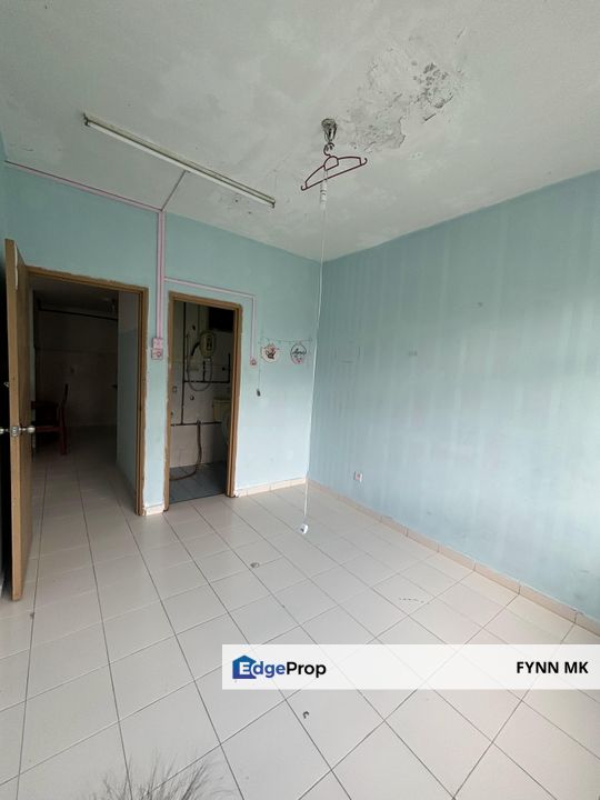 LOW FLOOR APARTMENT SKUDAI FOR SALE, Johor, Skudai