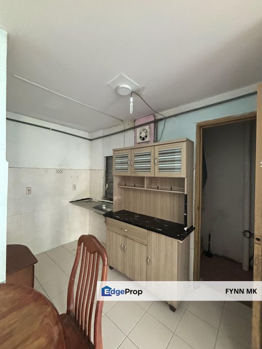 LOW FLOOR APARTMENT SKUDAI FOR SALE, Johor, Skudai