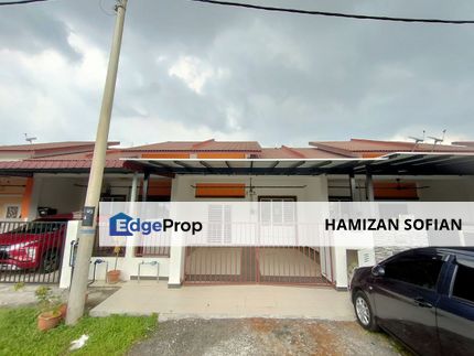 FACING OPEN RENOVATED Single Storey Taman Desa Salak Impian, Sepang, Selangor, Sepang