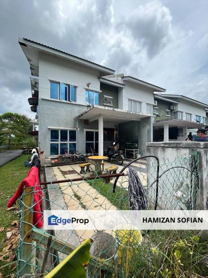End Lot Taman Timur Enstek Double Storey, Bandar Enstek , Negeri Sembilan, Seremban