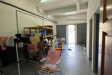 Jln Perlaluan Besi 3, Taman Sri Putri SKUDAI - ▪︎ Ground Floor SHOP FOR RENT - facing main road