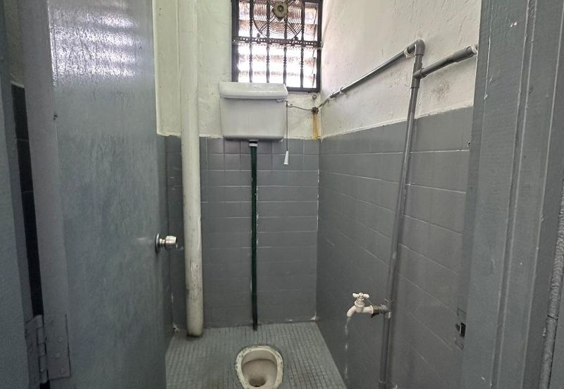 Jln Perlaluan Besi 3, Taman Sri Putri SKUDAI - ▪︎ Ground Floor SHOP FOR RENT - facing main road