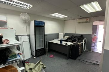 Jln Perlaluan Besi 3, Taman Sri Putri SKUDAI - ▪︎ Ground Floor SHOP FOR RENT - facing main road