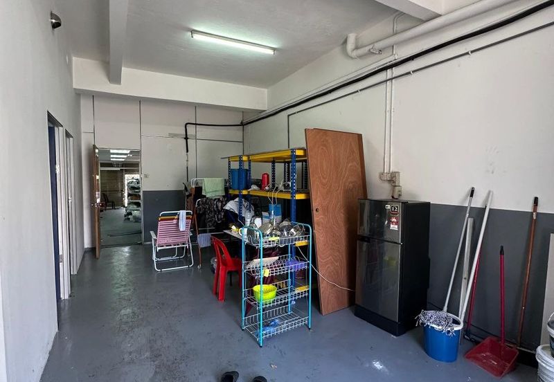 Jln Perlaluan Besi 3, Taman Sri Putri SKUDAI - ▪︎ Ground Floor SHOP FOR RENT - facing main road