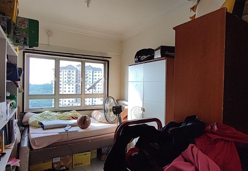 Dwi Mahkota Condominium