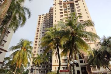 Dwi Mahkota Condominium