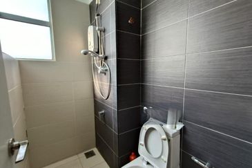 MANHATTAN @ Austin Heights