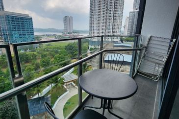 Almas Suites @ Puteri Harbour