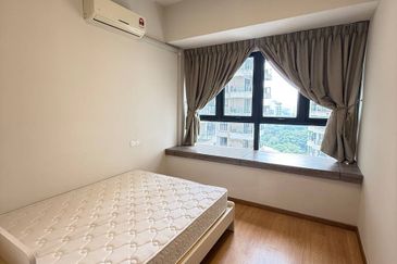 Baypoint @ Country Garden Danga Bay