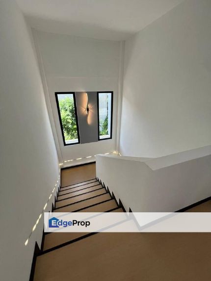 Jalan Angsana, Taman Kebun Teh JB Town CIQ - Double Storey Bungalow House - Fully Renovated, Johor, Johor Bahru