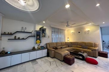 Taman Nong Chik Heights