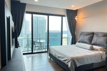 Almas Suites @ Puteri Harbour